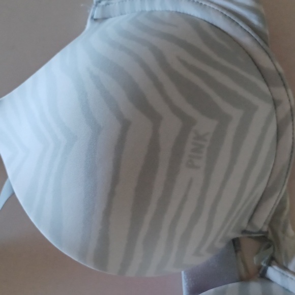 PINK Victoria's Secret 2-way Convertible Push up Bra - Picture 6 of 9